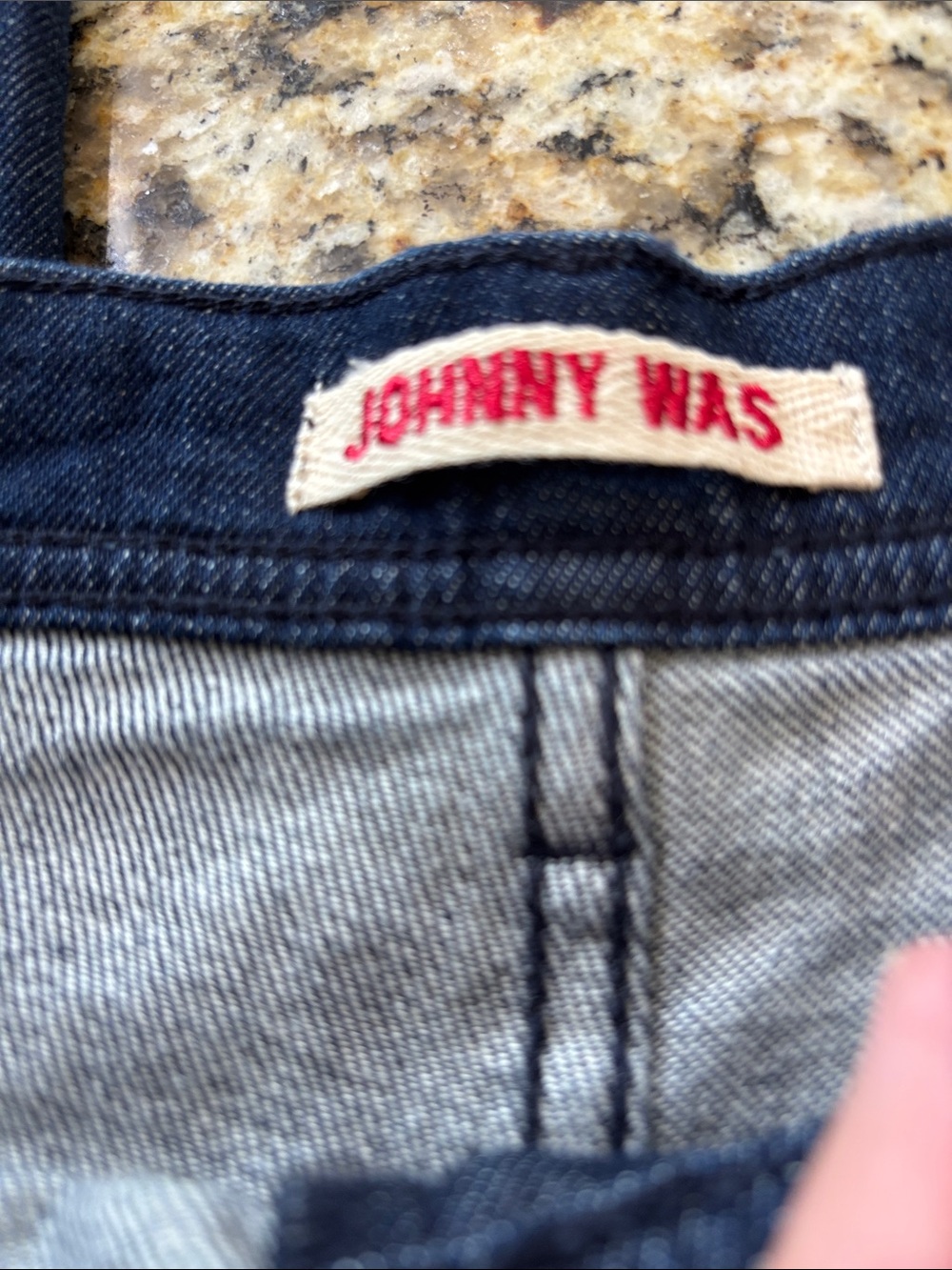 Johnny Was Navy Boot Cut Jeans with Cream Embroidery Rare - Picture 2 of 11
